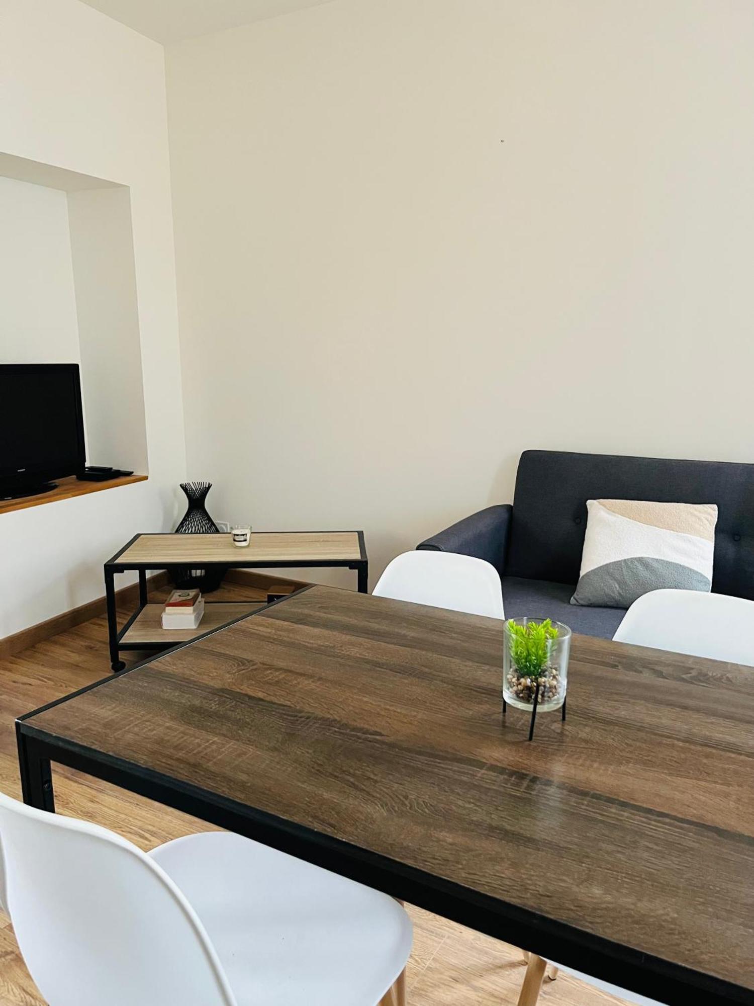 Logements 6 Pers A 15 Minutes D Angers Corné Zewnętrze zdjęcie